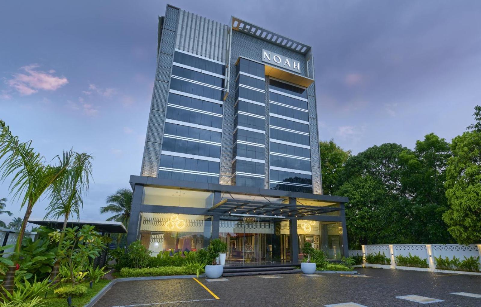 Noah Sky Suites Kochi Exterior foto